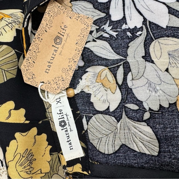 NWT Natural Life Floral Long Maxi Skirt with Side Slits Size XL - Picture 5 of 6